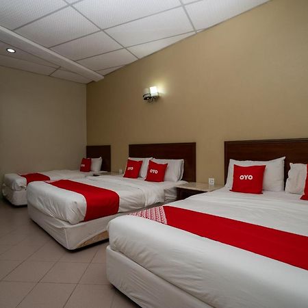 De Clinique Hotel Kampong Pasir Bogak Екстериор снимка