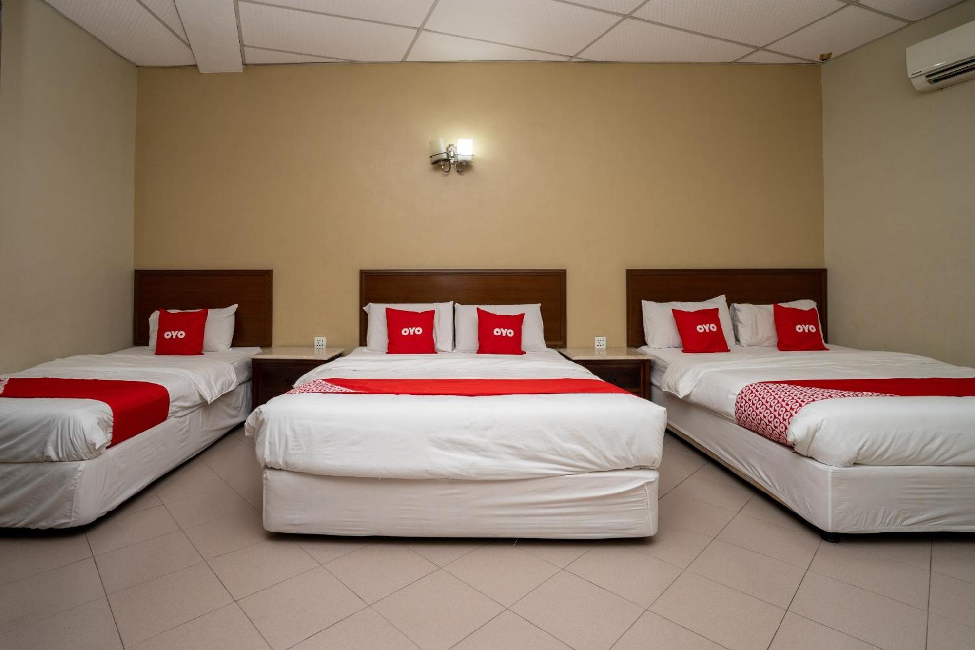 De Clinique Hotel Kampong Pasir Bogak Екстериор снимка