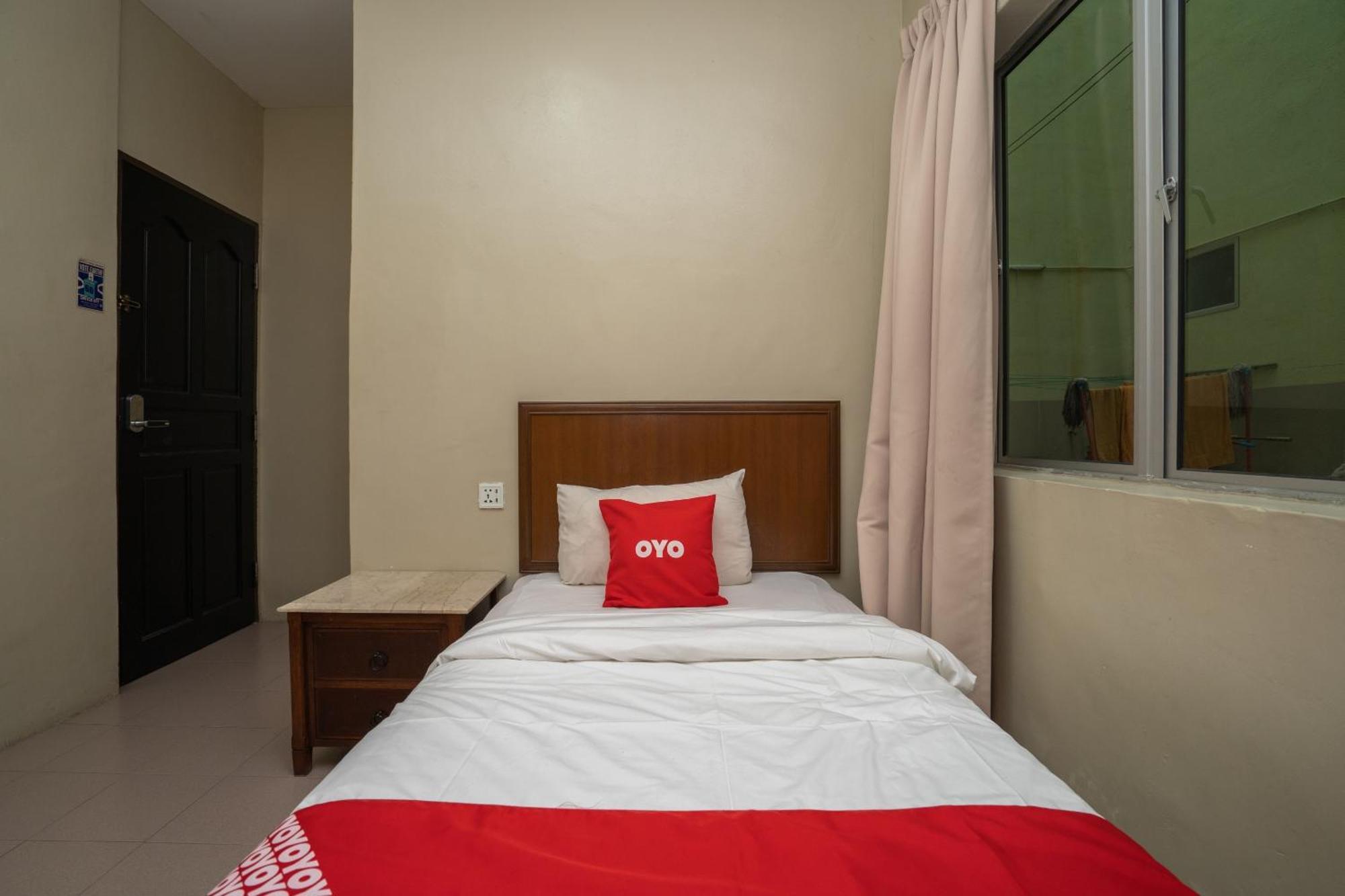 De Clinique Hotel Kampong Pasir Bogak Екстериор снимка
